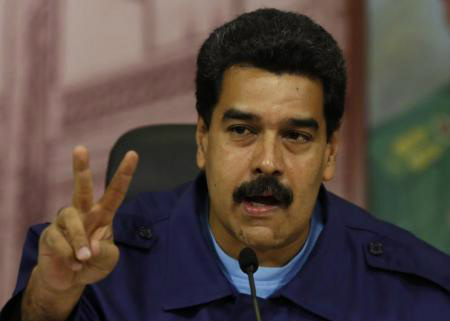 O presidente da Venezuela, Nicolás Maduro, concede entrevista coletiva no Palácio de Miraflores, em Caracas, nesta sexta-feira. 21/02/2014 