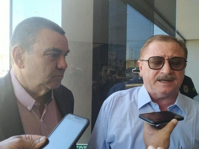 Presidente em exercício da Funai e secretário do Ministério da Agricultura participam de reunião em Dourados. (Foto: Adilson Domingos)