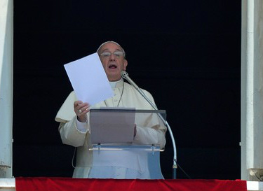 Papa Francisco pede paz no Oriente Médio, no Iraque e na Ucrânia