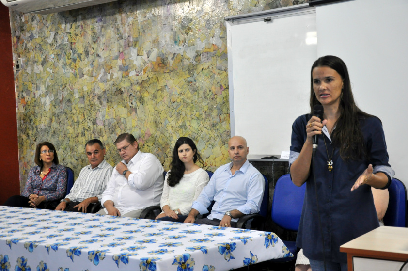 A formação continuada tem por objetivo geral levar o educador a refletir e entender as práticas pedagógicas do currículo da educação infantil / Foto: Assessoria