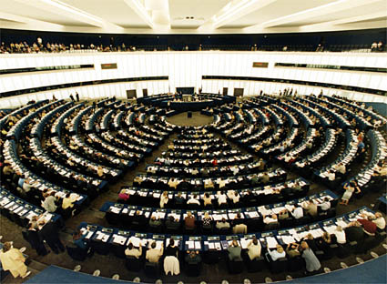 Parlamento Europeu aprova medida que pode suspender benefícios argentinos