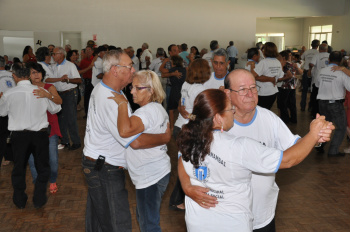 Confraternização marca encerramento das atividades de 2011 do Conviver Projeto Conviver encerrou atividades com confraternização