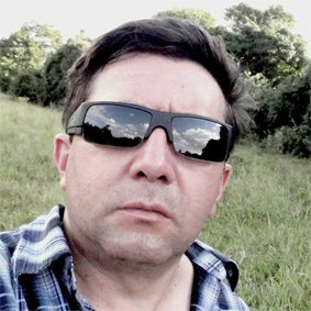 O professor e coordenador da área de Matemática, Suzenilto Amaral.