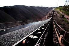 Setor mineral somou R$ 4,5 bilhões em projetos em 2014 Setor mineral somou R$ 4,5 bilhões em projetos em 2014