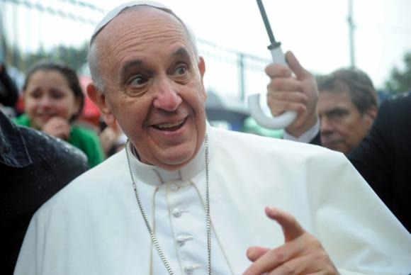 Papa adverte sobre obsessão de jovens em receber "curtidas" na internet Papa adverte sobre obsessão de jovens em receber "curtidas" na internet