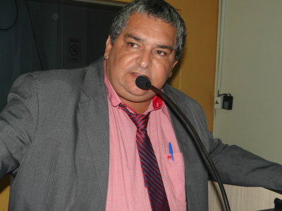Brito reivindica abrigos nos pontos de ônibus de Amambai Vereador Valter Brito (Pros) / Foto: Moreira Produções