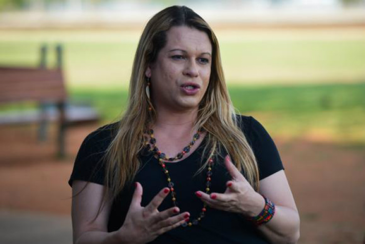 Primeira travesti a ocupar a função de coordenadora-geral de Promoção dos Direitos LGBT (Lésbicas, Gays, Bissexuais, Travestis e Transexuais) da Secretaria Especial de Direitos Humanos, Simmy Larrat considera incompreensível o modo como as travestis e transexuais são tratadas na sociedade brasileira / Foto:Agência Brasil