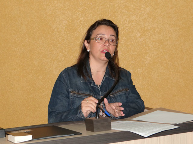 Instituto de Amambai propõe parcerias para projeto Amigos do Trânsito A presidente do Instituto, Marilene Dutra Lescano, a Fofa, apresentou as razões da iniciativa do projeto.