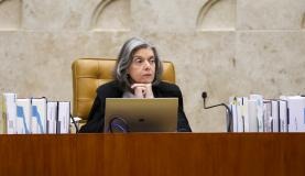 Maioria do STF decide que delação pode ser revista em caso de ilegalidades A presidente do STF, ministra Carmem Lúcia, durante sessão plenária do julgamento sobre as delações da JBSMarcelo Camargo/Agência Brasil