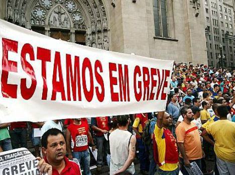 Servidores das universidades federais vão parar na quarta-feira