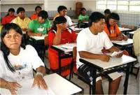 Sem incentivo, indígenas abandonam curso superior em MS Sem incentivo, indígenas abandonam curso superior em MS