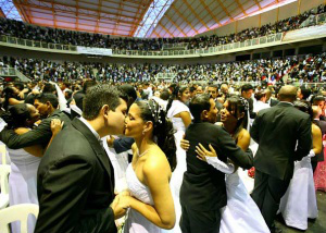 Inscrições para casamento comunitário em Amambai vão até dia 26 Os casamentos acontecem no mês de novembro.