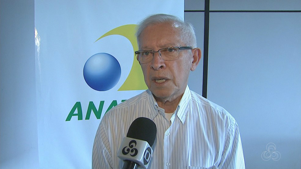 Anatel contraria ministro e diz que não há planos de limitar internet fixa O presidente da Anatel, Juarez Quadros (Foto:Reprodução/Rede Amazônica Acre)
