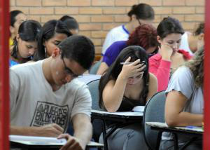 Concurso: comissão aprova projeto que cria 6.818 cargos para o governo federal Concurso: comissão aprova projeto que cria 6.818 cargos para o governo federal