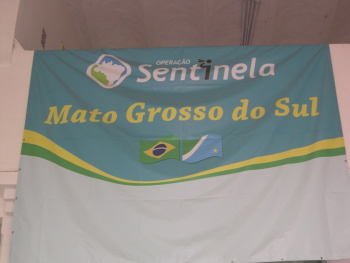 Quase uma tonelada de roupas é apreendida em ônibus da Funai