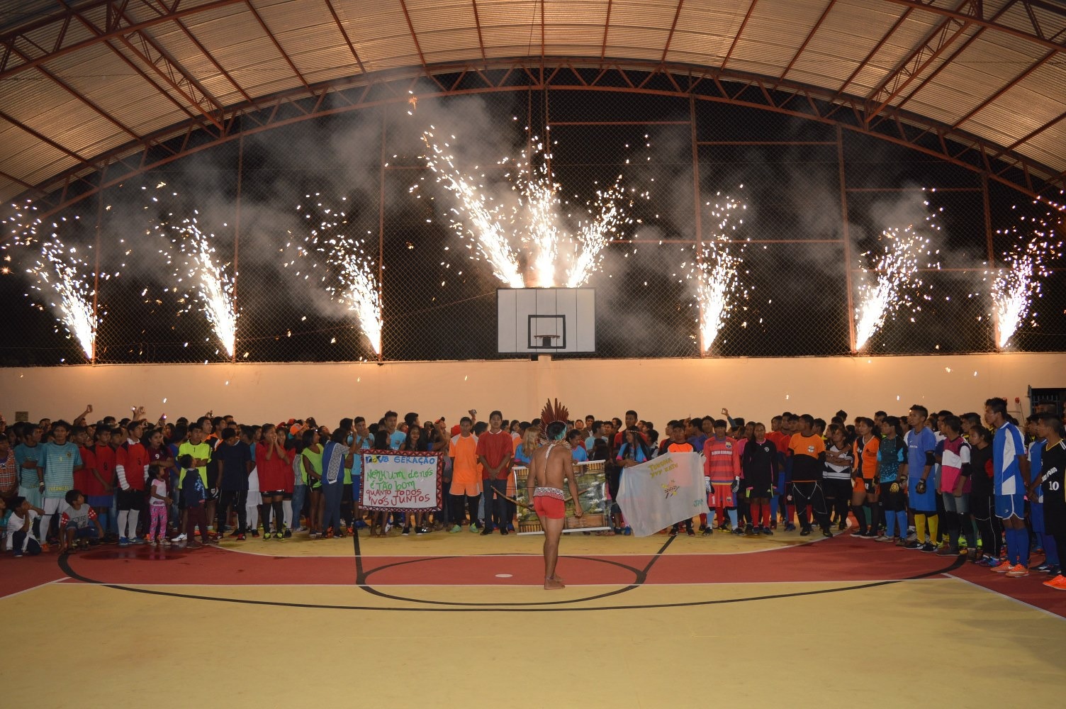 O local da cerimônia sera na quadra da Escola Municipal Polo Guarani Kaiowá / Foto: Moreira Produções