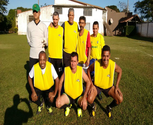 Clube dos 40 joga no Milionários.