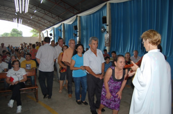 Centenas de católicos participaram das atividades da Igreja na Semana Santa.