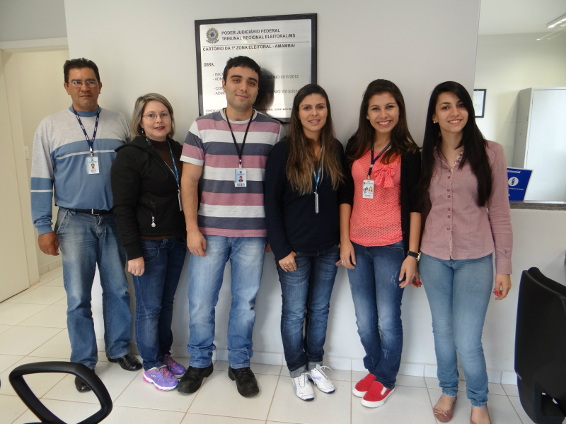 Equipe de trabalho do Cartório Eleitoral / Foto: Moreira Produções
