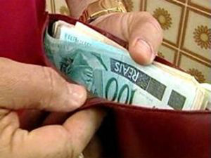 Inflação para famílias de baixa renda fica em 0,59%
