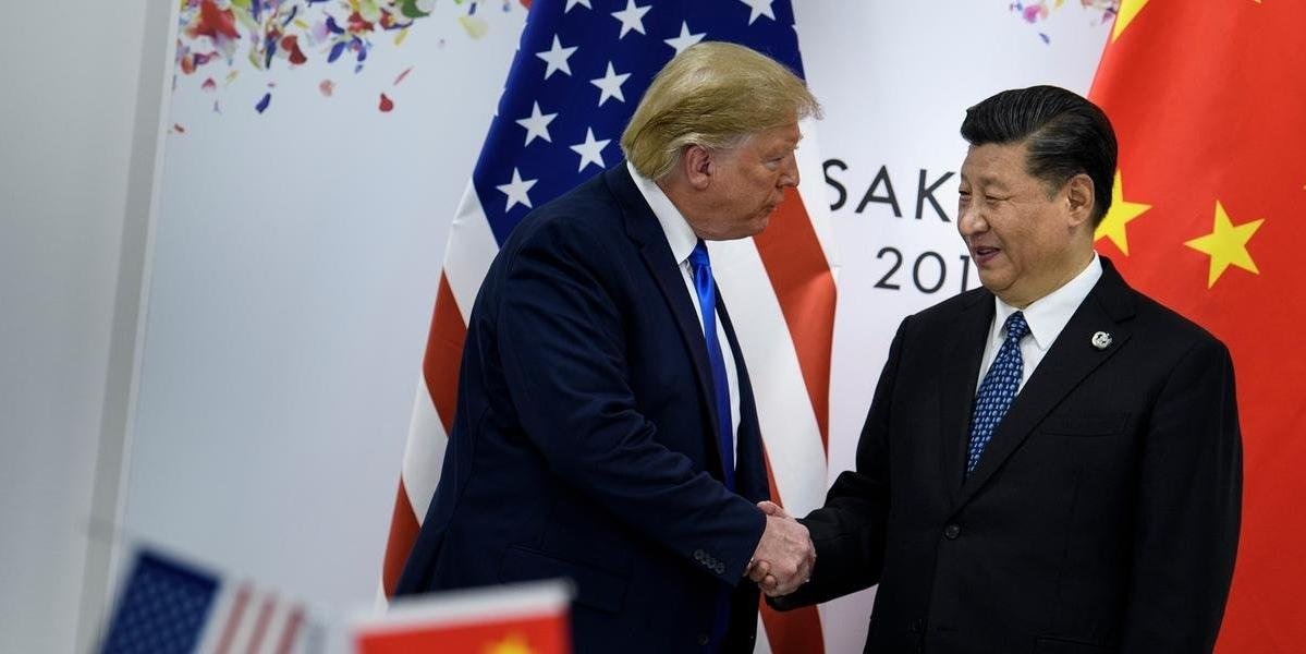 China e Estados Unidos assinam acordo considerado frágil Especialistas consideram frágil recente acordo entre Estados Unidos e China | Foto: Brendan Smialowski / AFP / CP Memória