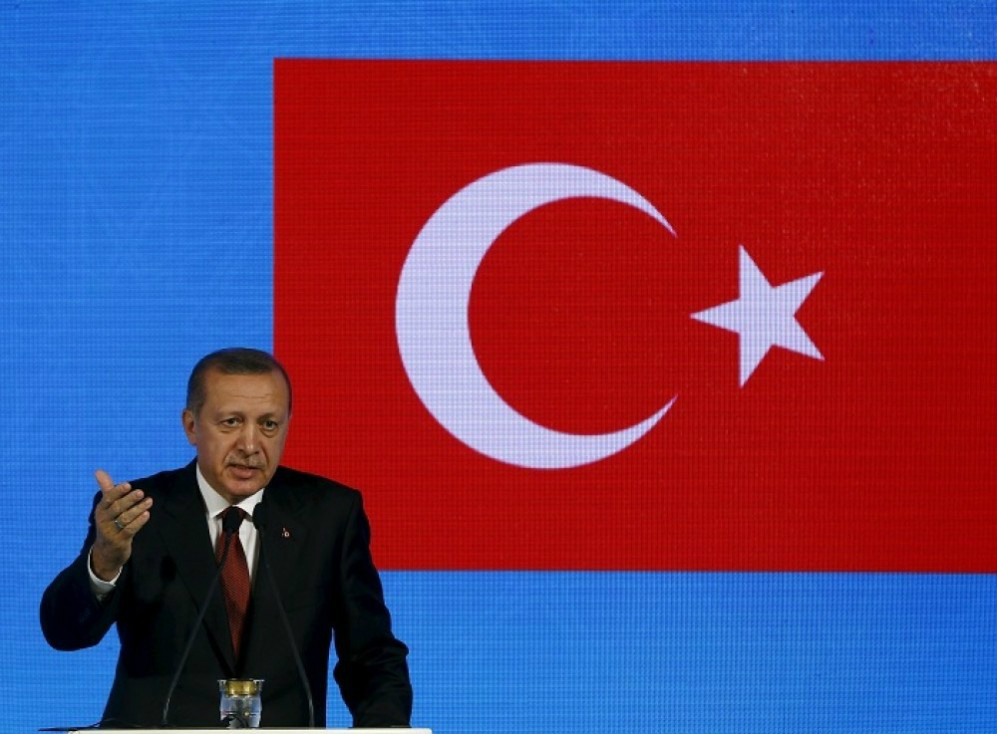 Presidente da Turquia promete "mensagem forte" do G20 contra o terrorismo