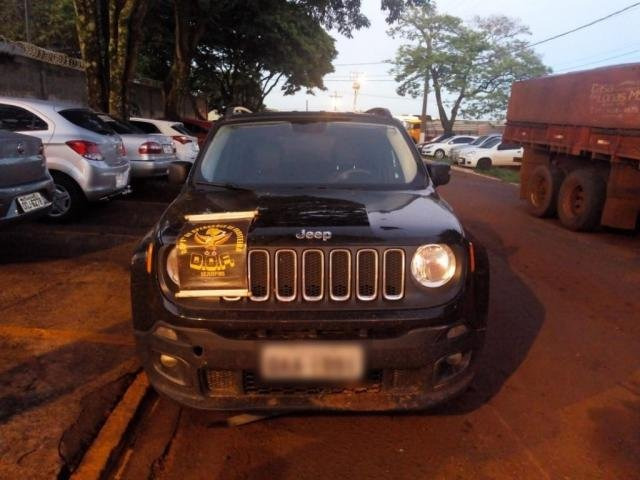Quadrilha invade chácara, sequestra 2 e na fuga assaltante acaba morto Jeep Renegade recuperado. (Foto: DOF/Divulgação)