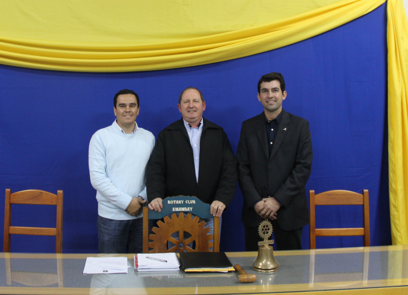 Presidente do SRA, Diogo Peixoto, presidente do Rotary, Walmir Ritter e diretor financeiro da Aprosoja Brasil, Chistiano Bortolotto / Foto: Assessoria