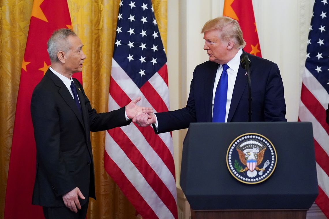 EUA e China assinam primeira fase de acordo comercial Reuters/Kevin Lamarque/Direitos Reservados
