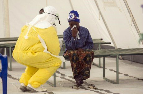 A Organização Mundial da Saúde (OMS) declarou hoje (1º) o fim da transmissão do Depois de 42 dias sem um novo caso de ebola, a OMS elogiou