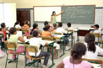 Aumenta o número de professores que abandonam as salas de aula