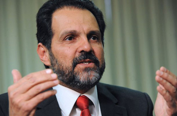 PSDB entra com mais um pedido de impeachment contra Agnelo Queiroz PSDB entra com mais um pedido de impeachment contra Agnelo Queiroz
