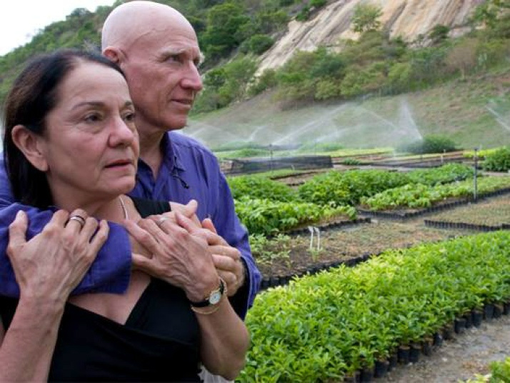 Fotojornalista Sebastião Salgado propõe fundo para recuperação do Rio Doce LÉLIA E SALGADO - Fotojornalista mundialmente conhecido falou com presidente na ultima terça-feira (13).