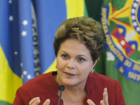 Dilma reitera em Caracas apoio da Unasul às eleições na Venezuela