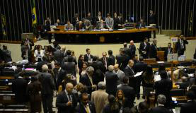 Confederação  Nacional dos Municípios alerta paraefeito cascata do aumento nas contas de estadose  municípios        Fabio  Pozzebom/Agência  Brasil