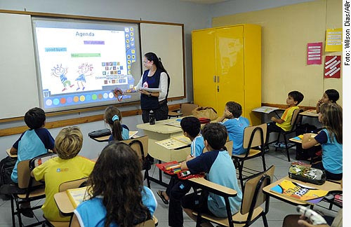 Senadores podem votar frequência mínima de 80% para aprovação dos alunos da educação básica Senadores podem votar frequência mínima de 80% para aprovação dos alunos da educação básica