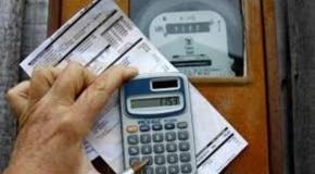 Governo diz que conta de luz volta a ter cobrança de taxa extra em julho Luz volta a ter taxa extra