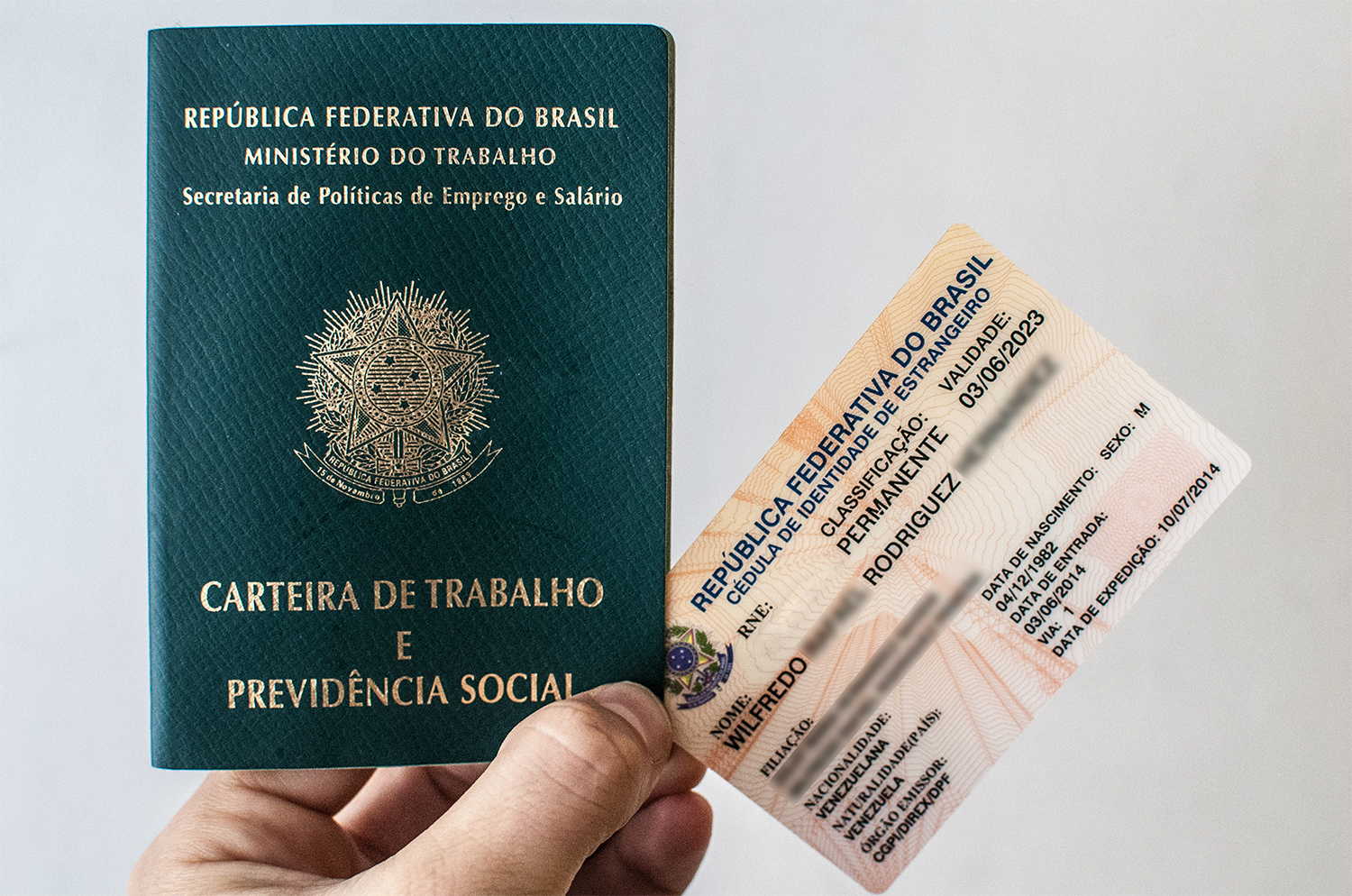 Reduzida burocracia para retirada de carteira de trabalho por estrangeiro Reduzida burocracia para retirada de carteira de trabalho por estrangeiro