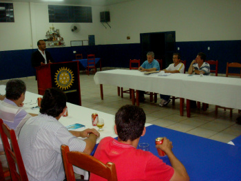 No Dia do Professor, palestra no Rotary de Amambai aborda o tema Educação O tema Educação foi abordado em palestra no clube.