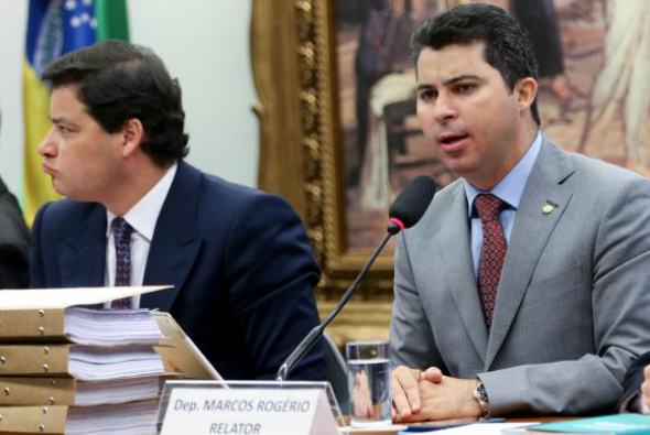 Relator pede cassação de Cunha por quebra de decoro parlamentar O relator Marcos Rogério pede cassação do mandato de Eduardo Cunha / Foto: Wilson Dias/Agência Brasil