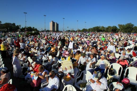 Cuba prevê um grande déficit na sua força de trabalho nas próximas décadas Cuba prevê um grande déficit na sua força de trabalho nas próximas décadas