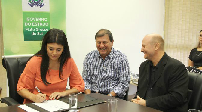 Governadora em exercício empossa nova diretoria da Fundect de MS (Foto: Divulgação)