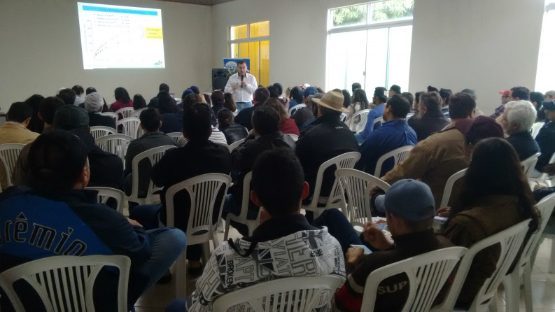 Amambai encerra ciclo de palestras sobre safra de soja Amambai encerra ciclo de palestras sobre safra de soja