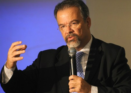 Jungmann nega que haja informação sobre plano de ataque terrorista na Olimpíada Jungmann nega que haja informação sobre plano de ataque terrorista na Olimpíada