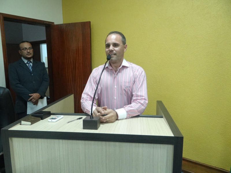 Escritor se sentiu honrado com a casa cheia.