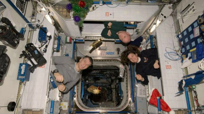 Como é passar o Natal no espaço?