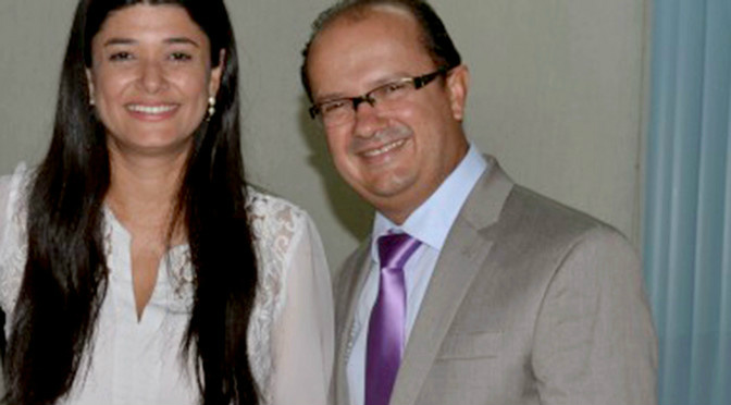 A governadora em exercício, Rose Modesto, e o secretário de Justiça e Segurança Pública do Estado, José Carlos Barbosa(Foto: Divulgação)