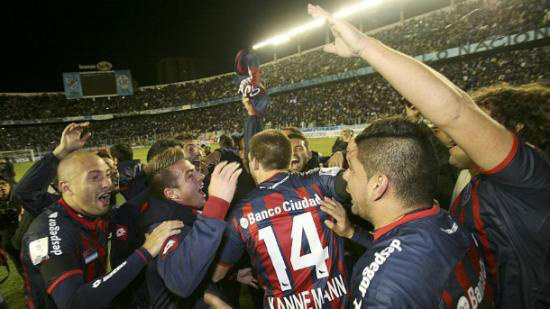 Mesmo com derrota, San Lorenzo vai à final inédita da Libertadores