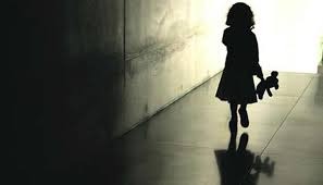 Campanha chama atenção para violência sexual contra meninas Campanha chama atenção para violência sexual contra meninas