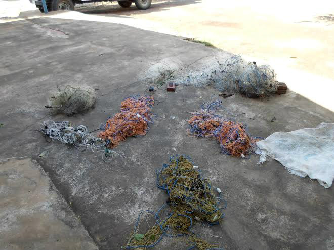 PMA prende dois pescadores passando arrastão com redes no rio Taquarussu